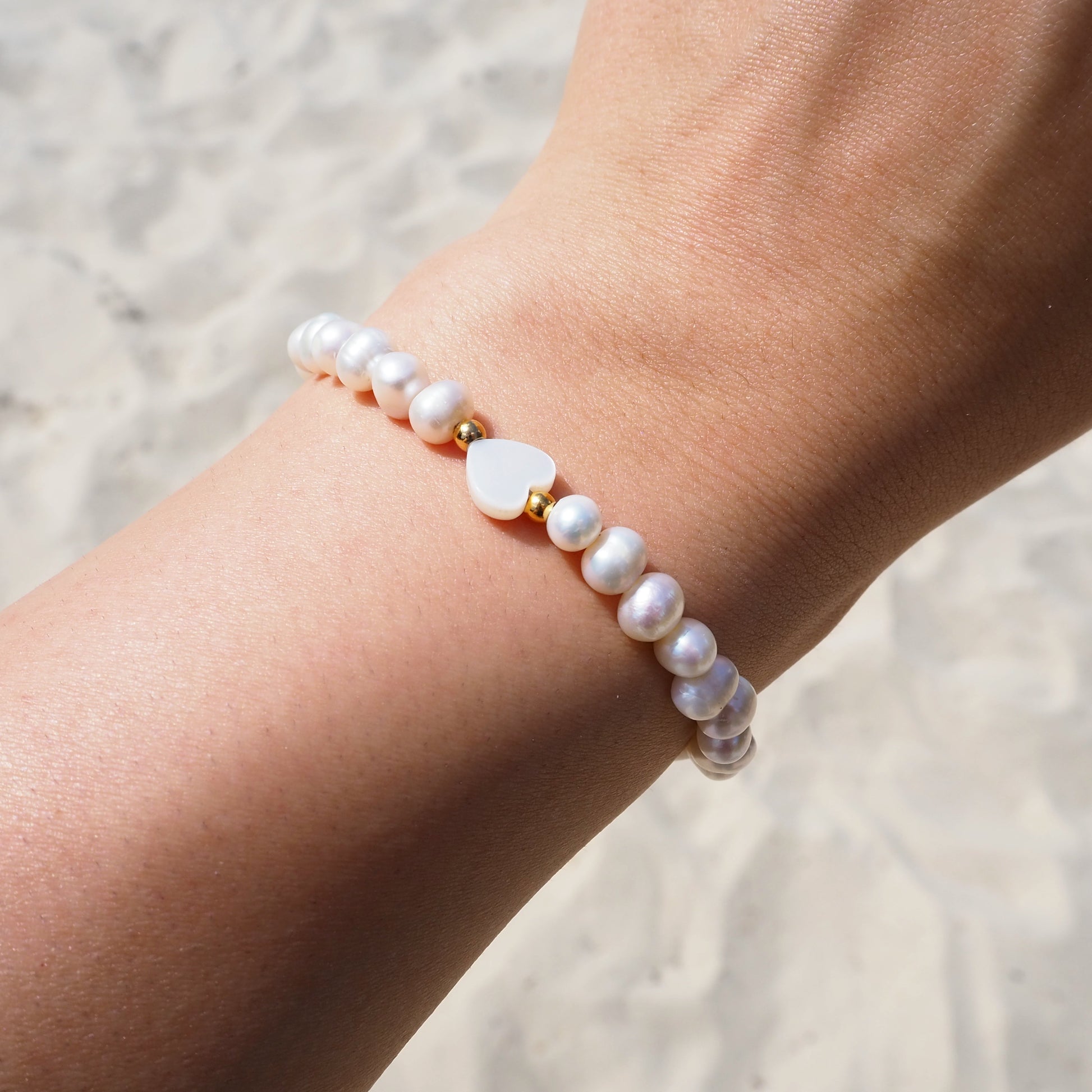 Armband mit Süsswasserperlen